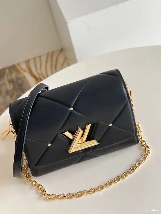 Cheap TWIST LOUIS VUITTON MM 0627
